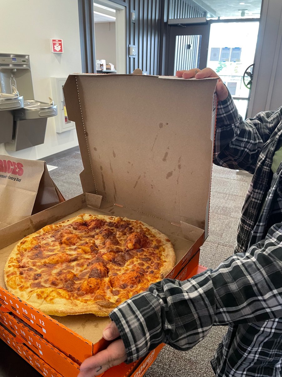 👀👀👀first come first serve