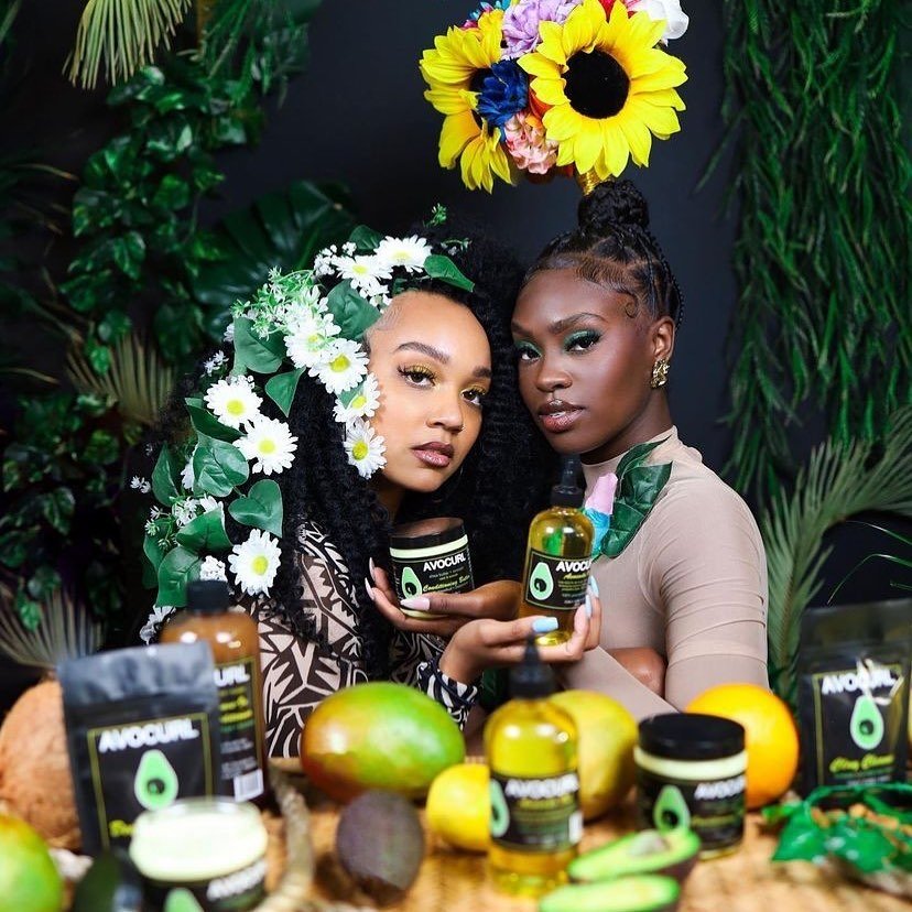 Buy Black Main Street tweet media