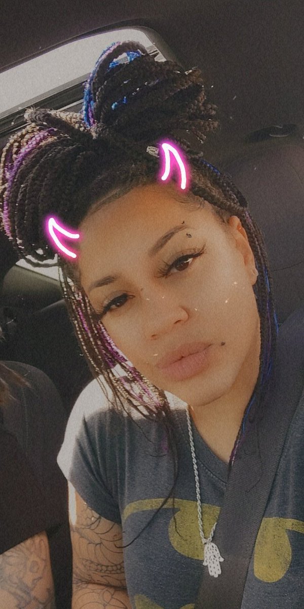 Don't worry I'm just a little devil... 🖤