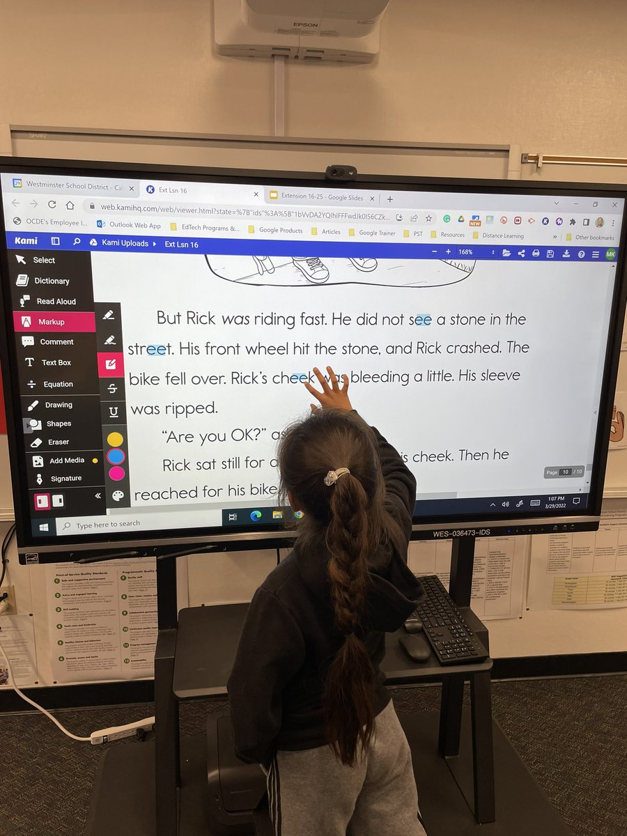 kcanale19's tweet photo. @westminstersd Webber students learning how to decode long vowel digraphs with the help of integrating @KamiApp and @ViewSonic technologies! https://t.co/2wfuZa4xO5