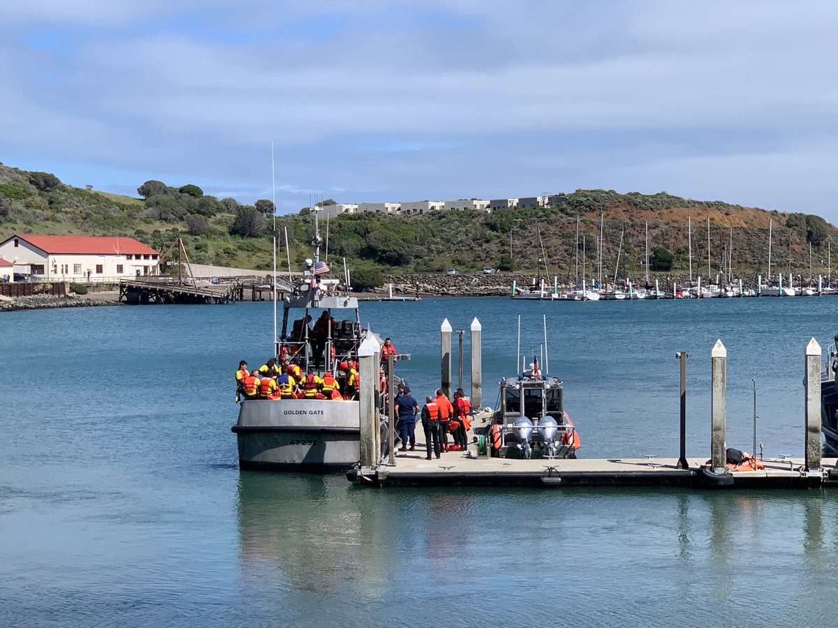 centralmarinfd's tweet photo. Recruits from Central Marin Fire taking part in open water swim training exercise as part of the Marin County Regional Fire Academy. https://t.co/yB90c45xZ8