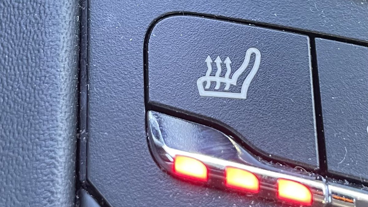 adithm13's tweet photo. For future interventionists, a car with a seat heater seems to be a must. #leadsuits #radialfirst #backache #wellness #floridaheat #stillneeded #IC #CardioTwitter https://t.co/nCZKWAcw6n