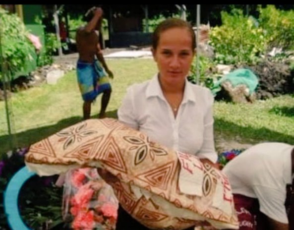 lagipoiva's tweet photo. Holding my great grandmothers bones wrapped in tapa during a sacred liu tofaga ceremony so she could join my grandmother, her daughter in the same burial ground.
Our ancestors bones move with us.
No matter what. https://t.co/rqAihl1dzV