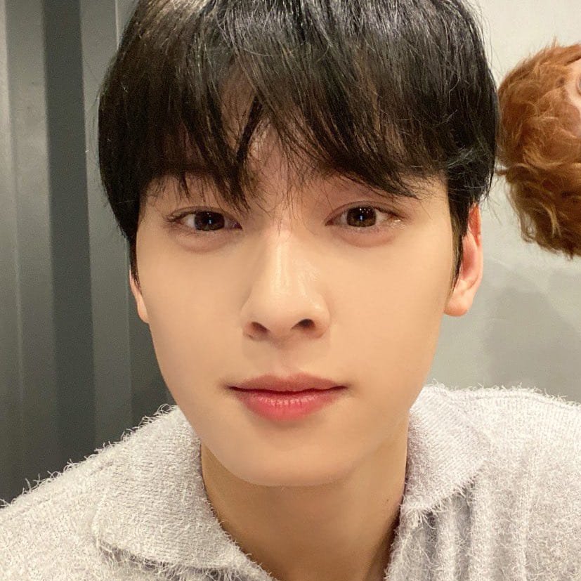 deeplittlething's tweet photo. Happy birthday to the person who knows how to make you fall in love while acting and singing.
I'm really happy you were born 🎉💐🎂

@offclASTRO #HAPPYEUNWOODAY https://t.co/teAHyxHRtn