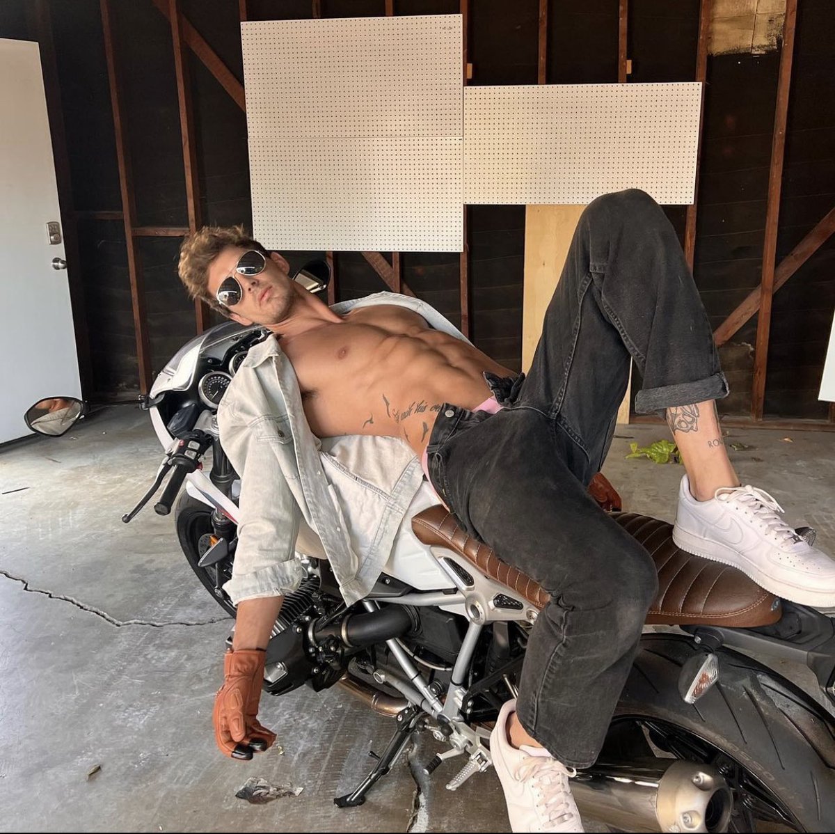 I don’t want to be bothered today.