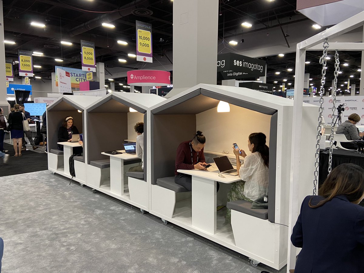 Great to be a part of a super busy event! #shoptalk2022 #freeman #bookanook