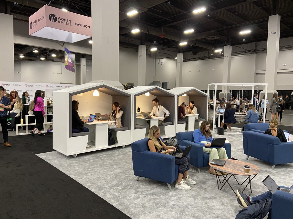 NookEventPods's tweet photo. Great to be a part of a super busy event! #shoptalk2022 #freeman #bookanook https://t.co/AZB24T9QIQ