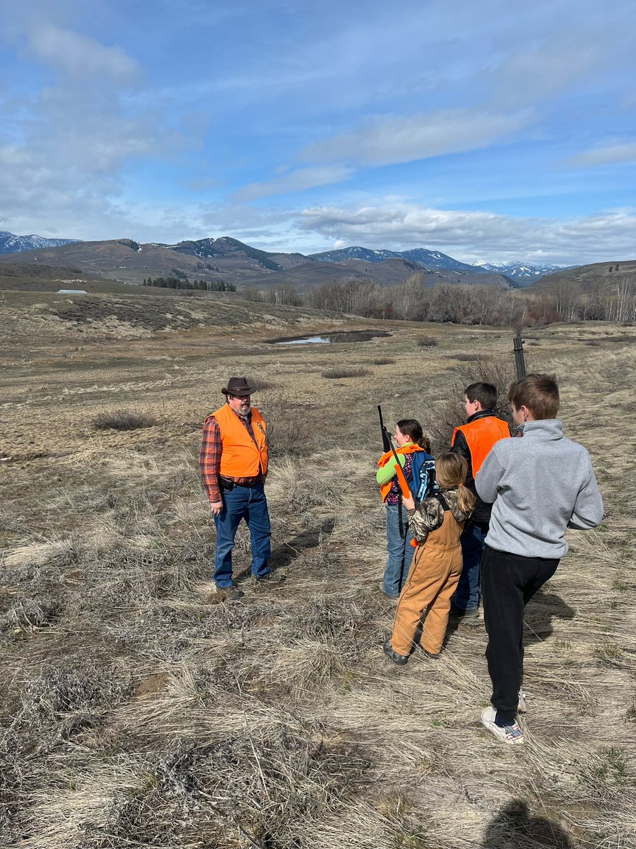 Big news out of Colorado! The Colorado Hunters Ed in Public Schools Bill just passed out of the Senate with huge bi-partisan support (30-3) and is officially on the way to the Governor’s desk – marking another significant step forward for the future of hunting. #IFishIHuntIVote