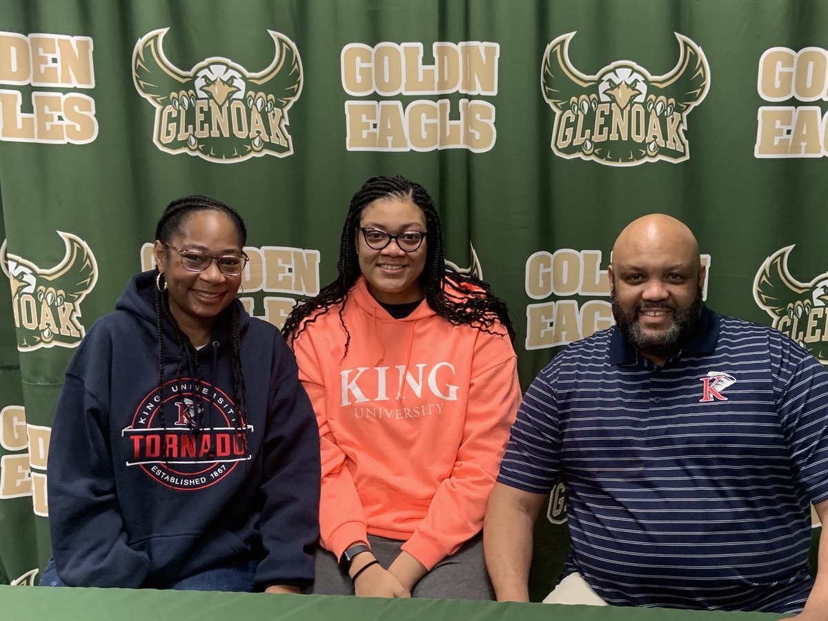 Congratulations to Jordan Weir signing a National Letter of Intent at King University! Go Eagles!