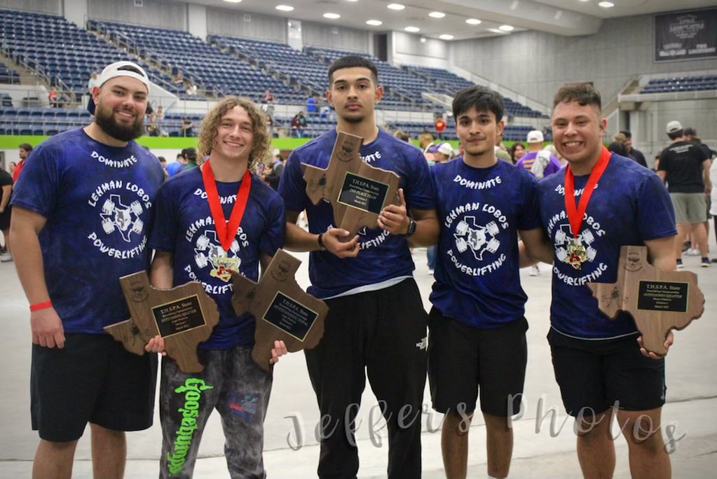 Lobo Powerlifting tweet media