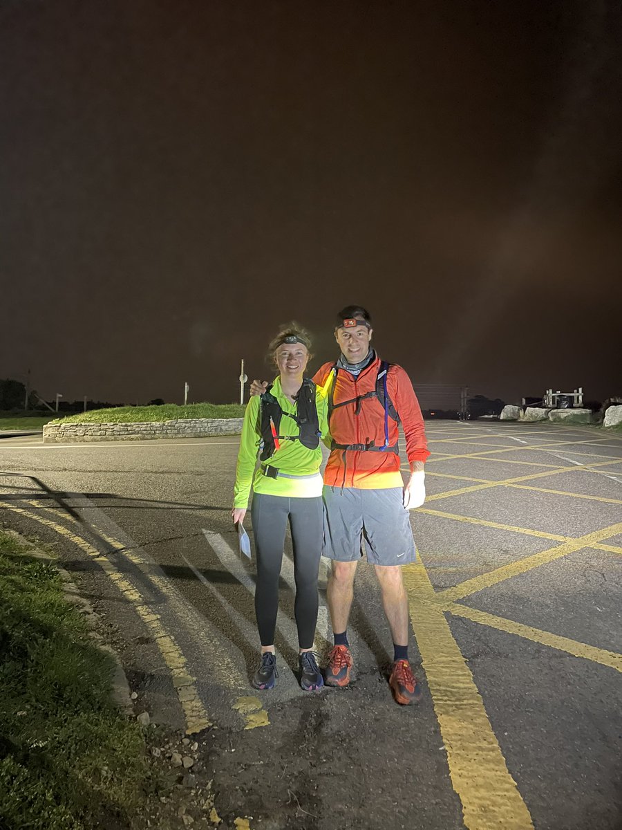 ImyOBrien's tweet photo. Darkness is upon us, only 1 maccies visited, all the pubs passed but none entered, still going strong @DMS_RCDM #armyphysio #armypharmacist #jurassiccoast #relayrun https://t.co/PokXUnQ1Rj