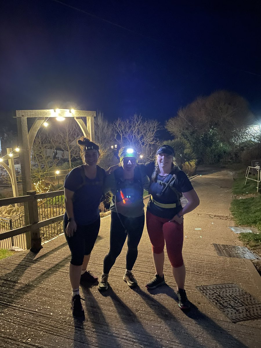 ImyOBrien's tweet photo. Darkness is upon us, only 1 maccies visited, all the pubs passed but none entered, still going strong @DMS_RCDM #armyphysio #armypharmacist #jurassiccoast #relayrun https://t.co/PokXUnQ1Rj