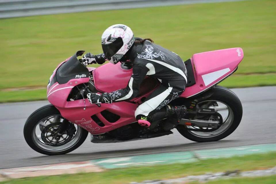 Phyllis🔮 tweet media