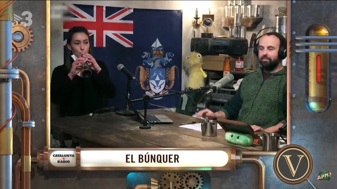 Algo a dir <a href="/LesAntines_/">Les Antines</a> ?

<a href="/floresrimbau/">Anna</a> <a href="/APM/">ALGUNA PREGUNTA MÉS?</a> <a href="/enpeyu/">Peyu</a> <a href="/sempresaludava/">Jair Dominguez</a> <a href="/neusssi/">Neusssi</a>