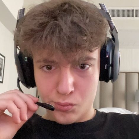 LloxyFN's tweet photo. #NewProfilePic https://t.co/U3biVZK3l6