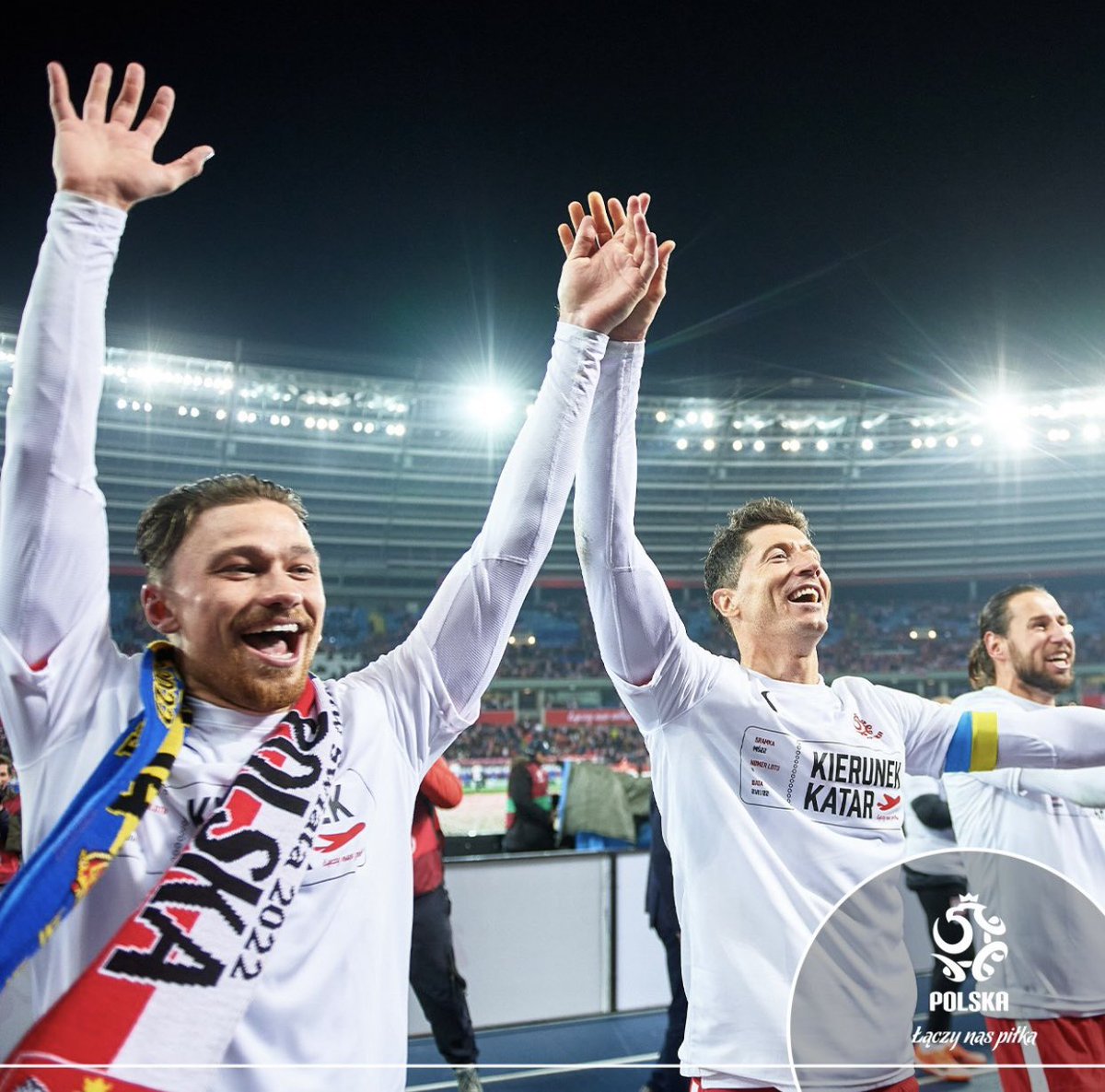 POLSKAAAAA 🇵🇱🇵🇱❤️❤️ <a href="/lewy_official/">Robert Lewandowski</a>