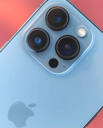 #TuesdayTruth. According to Cnet this is the best all around smartphone of 2022. The iPhone 13 Pro. 

WarrantyLife.com protection is transferable from device to device as you upgrade your phone, no extra charge.

📸 - Cnet