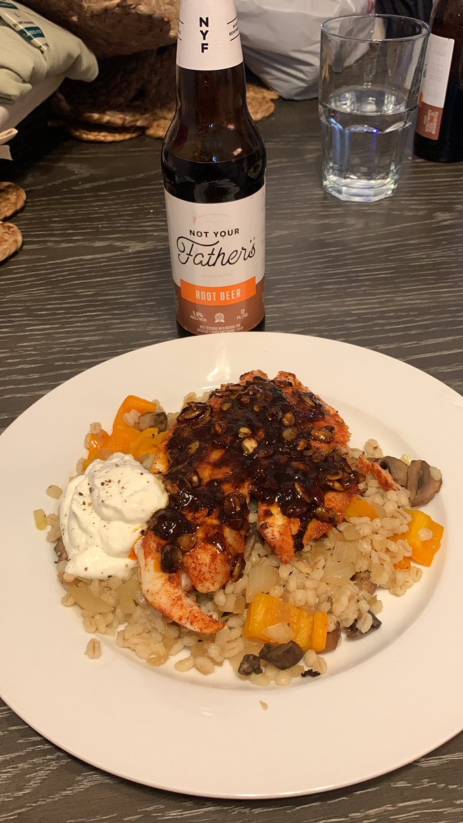 qhostlyw0lf's tweet photo. Chipotle-Fig Glazed Tilapia & Barley #BlueApron #BlueApronMeals #Beer #RootBeer #NotYourFathersRootBeer #MasterChef #Chef https://t.co/yb8qjUtf7x