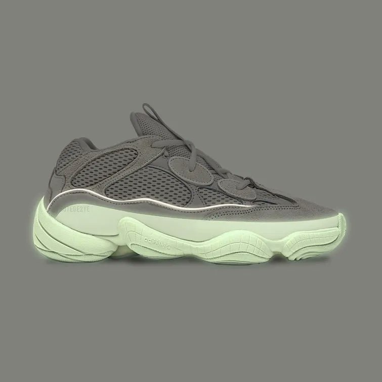 yeezy 500 alien