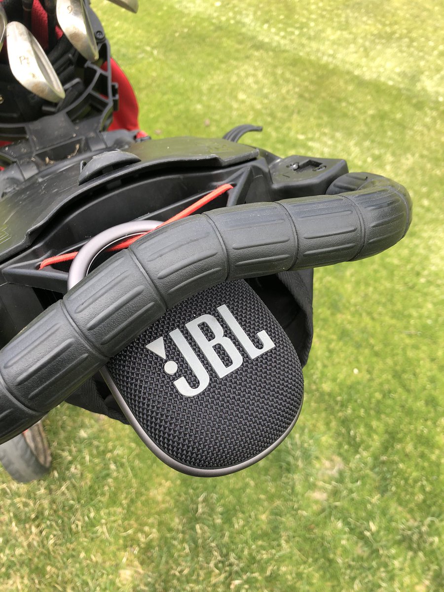 NewYorkGolfer13's tweet image. I play majority of my rounds alone.  Bringing a speaker along this year on a test basis and it’s pretty good!  Music on the course is a yes or no for you??