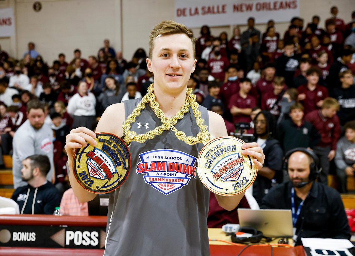 BoilerBall's tweet photo. 🎯🎯🎯 @FletcherLoyer wins national high school 3-point contest. 

1st rd: 21-16 over Duke’s Kyle Filipowski. 
Finals: 24-13 over Austin Montgomery (undecided). 

Defeated Taylor McCabe (Iowa WBB) to win “Battle of Champions”. 

👉🏽 2nd Boilermaker to win  (@Ryan_Cline13 - 2015). https://t.co/k0NqbSVLVv