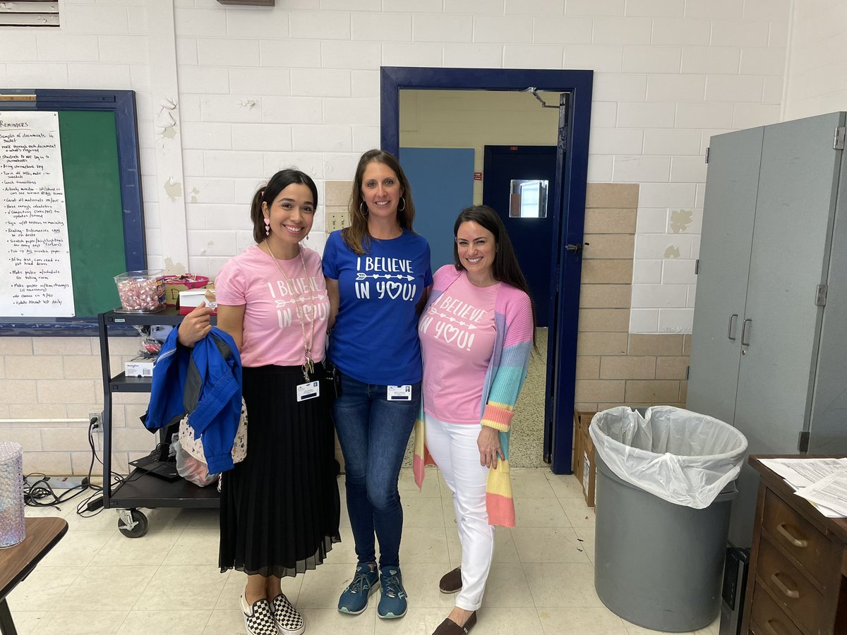 HamlinMiddle's tweet image. The Hamlin Staff Believes in our Hawks! #TestingWeek #CKH @CCISD @JMillan28235634 @mustang4025