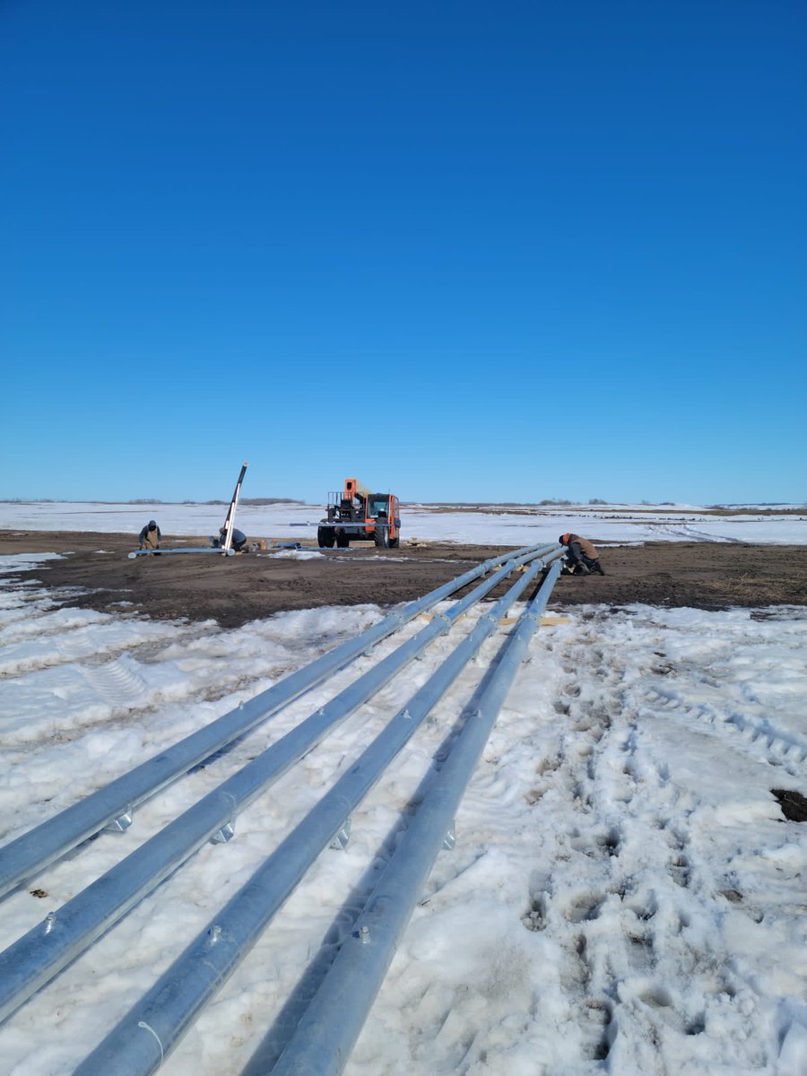 westernwatermgt's tweet photo. Check out Foth Ventures getting a brand new irrigation system near Hague, SK! 👏 
​
Our team can handle installation of systems using ​Valley Irrigation’s state-of-the-art technology. Our expert technicians help you get the most out of your fields with irrigation management. https://t.co/F5GhZ1QgoJ