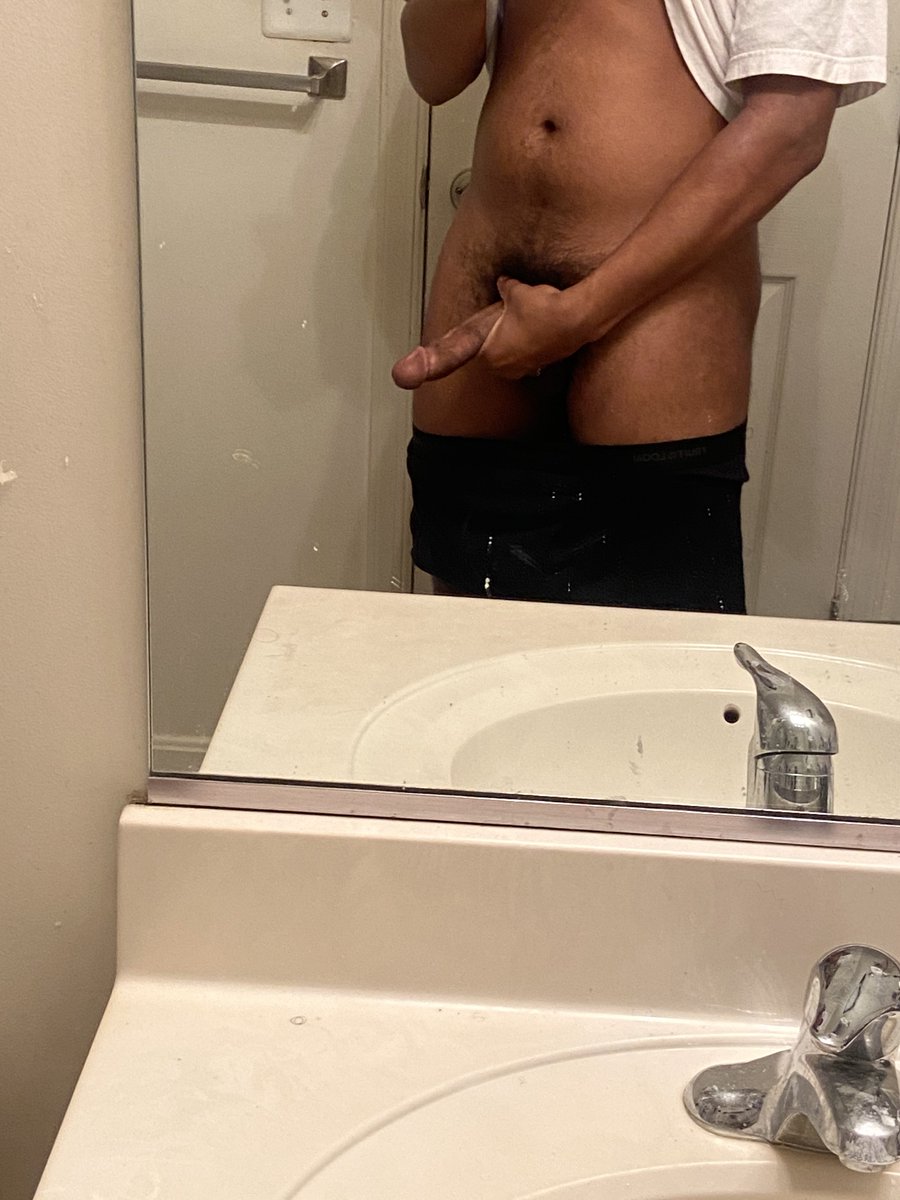 Dmvfreak20's tweet photo. I’m tryna bate with someone now #dmvfreak #dmvbate #baterbros #batebro #b8 #b8bros https://t.co/I67CYpX1Bh