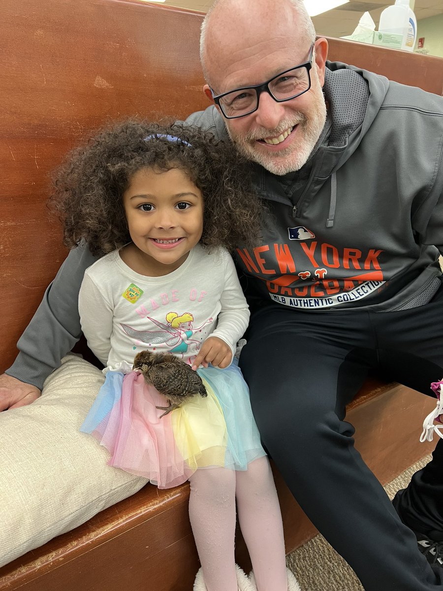 MrsByock's tweet photo. Had a great time bringing my daughter to school to visit with our baby chicks. Thank you to Mrs. Holcomb for putting this event together! Great to see many of my students there too! #ewrsd https://t.co/qeF9YWBFpt