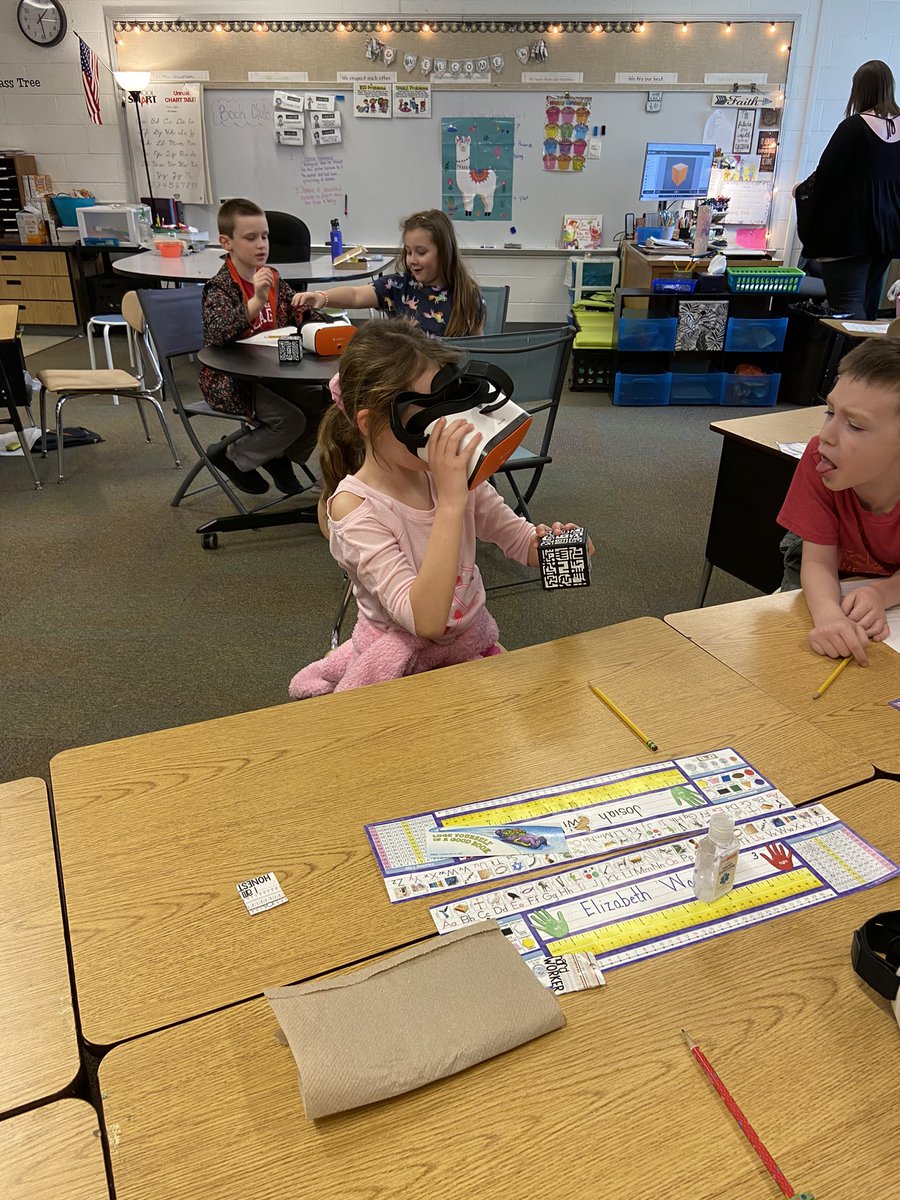 MrKline_EdTech's tweet photo. Mrs. Dillonβs 2nd graders used the @ClassVR cubes and headsets today to look at 3D shapes. Students had to explain their properties to their partner who had to guess the shape. π¨πΊπ’ Then they went on a #Virtualscavengerhunt to find shapes in the real world!! @twinlakesschool https://t.co/ToQbRfq476