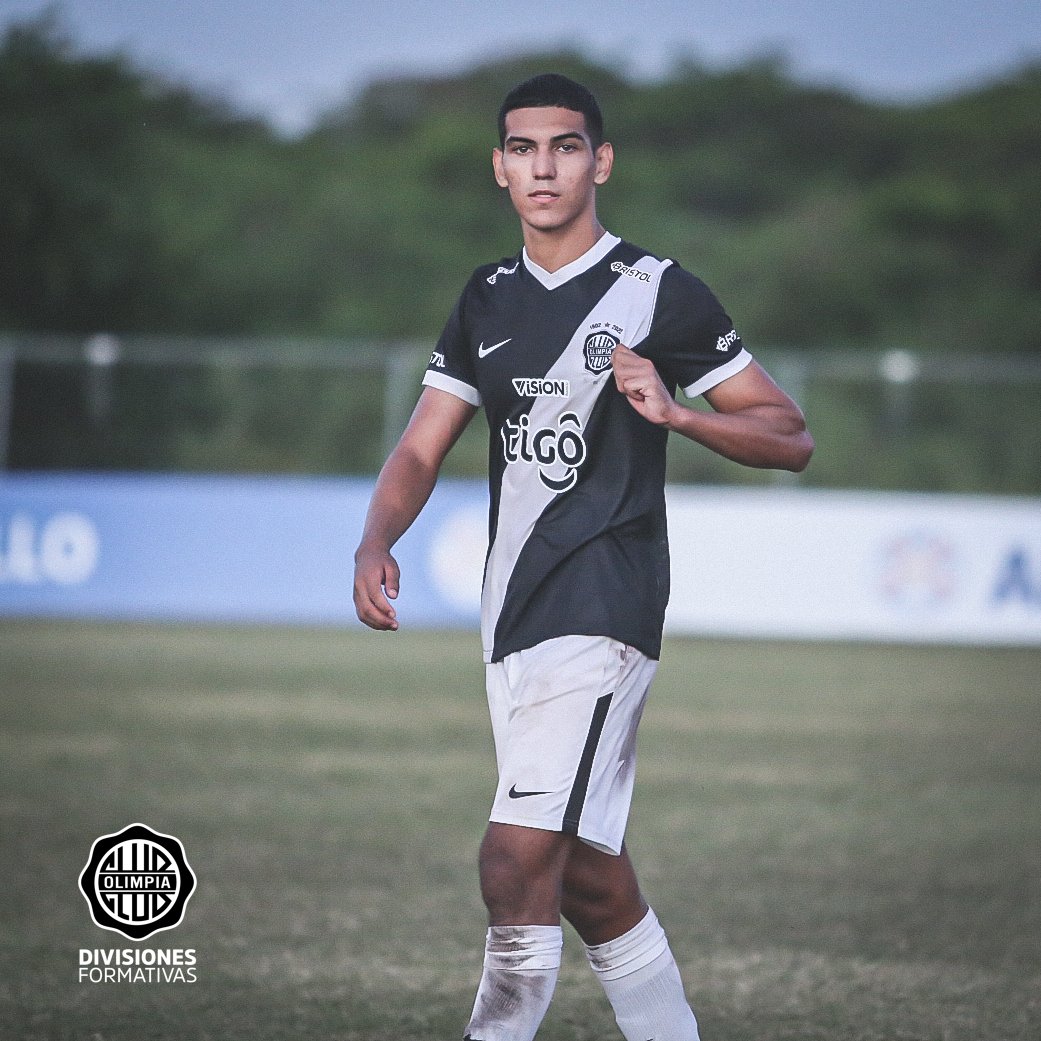 FormativasO's tweet photo. 🔳 #OlimpiaLIVE | #Apertura2022.

➡️ #Sub19 | Fecha 8.

📋 ¡Finalizó el encuentro con victoria franjeada! 

⚽️ Derlis Aguilera, Sebastián Quintana, Allam Wlk, Luis Martínez.

➖ Resistencia (2-4) #Olimpia 

#OlimpiaNuncaPara ⚪⚫⚪ https://t.co/64vk0GHfYj