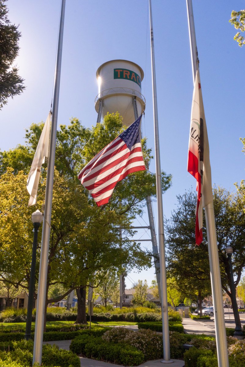 cityoftracy's tweet photo. It is with heavy hearts that we lowered our flags and observed a moment of silence during last week's Special City Council meeting to honor former Tracy Mayor, Council Member, and retired @tracypd Captain Michael Maciel who passed away on March 17th. (1/3) https://t.co/iwmsCde6cn
