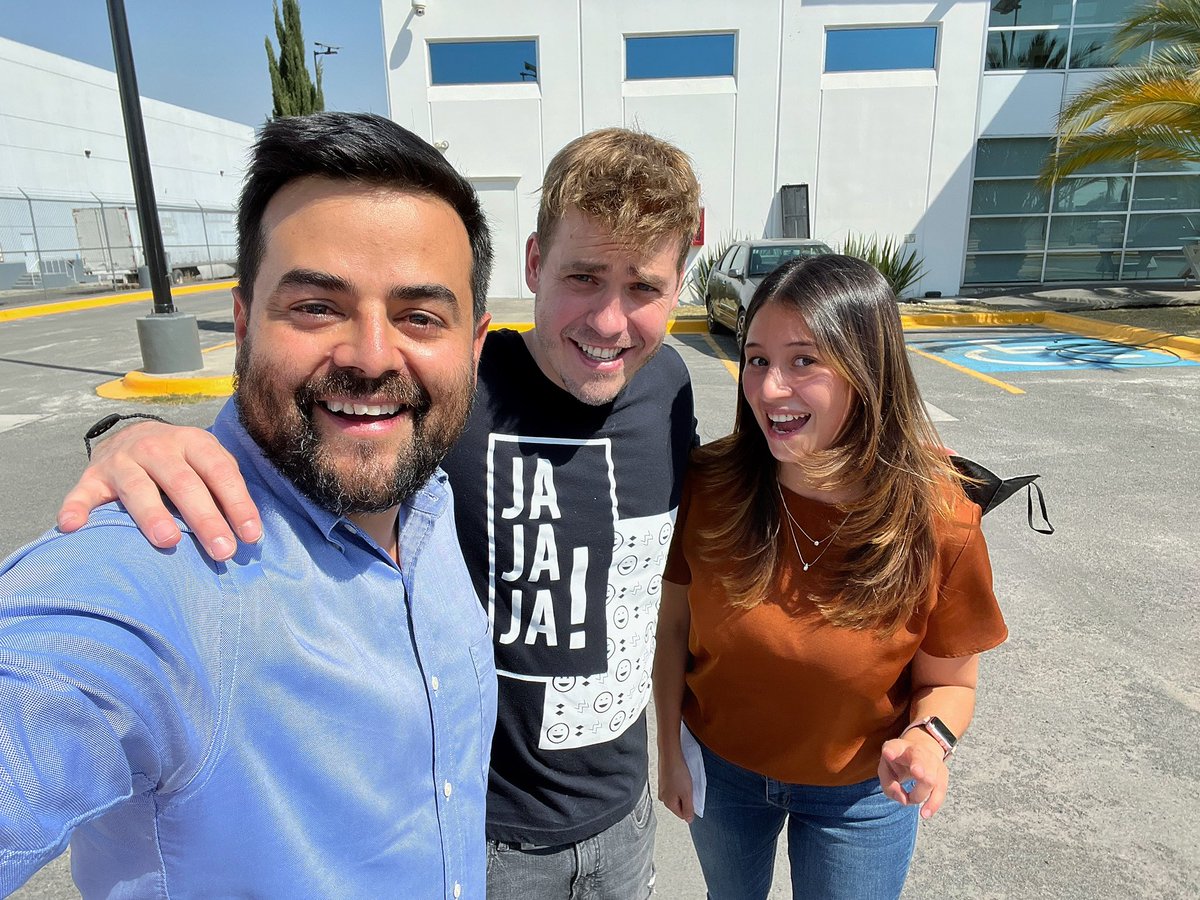 hablamosautos's tweet photo. Estamos preparando algo pequeño, pero buenísimo con Jimmy de #PongámosloAPrueba

Todo pronto en nuestro canal de @TikTokLatAM https://t.co/ng79RbZlpm