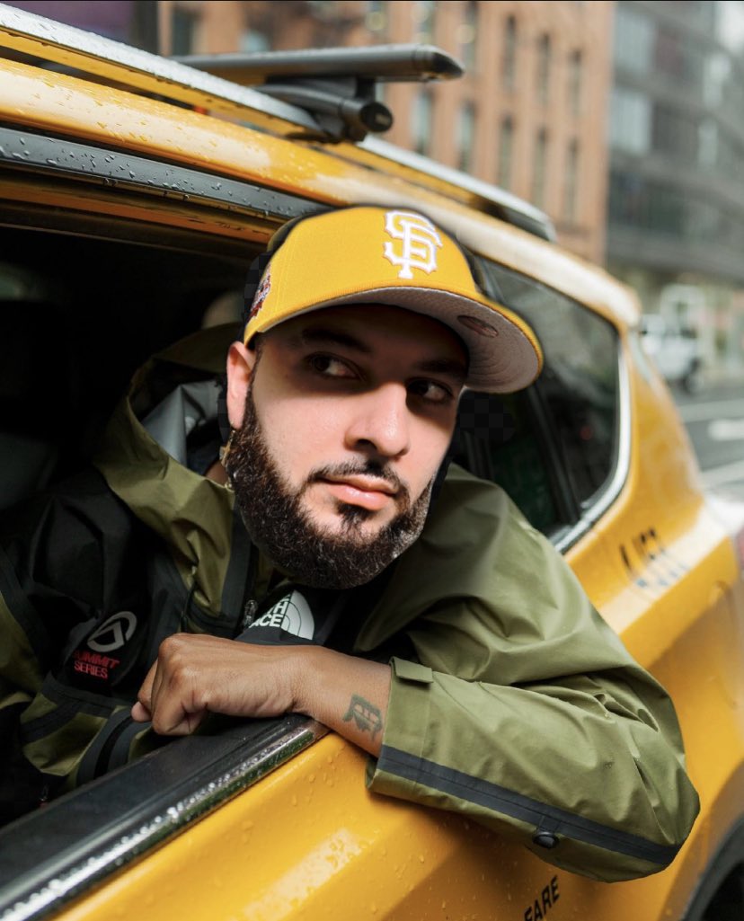 lileddieab's tweet photo. @HatClub Yoo, how I can get in another shoot?? 😂😂😂 https://t.co/hO7K0abX7x