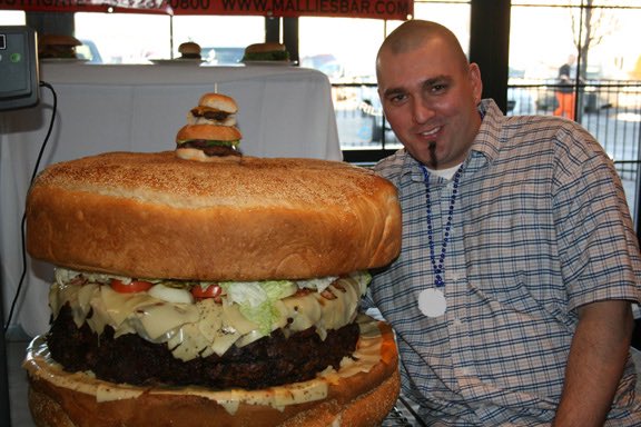 Tom52102125's tweet photo. @theneedledrop U like big hamburger Anthony ? :) https://t.co/1os7tvz3XS