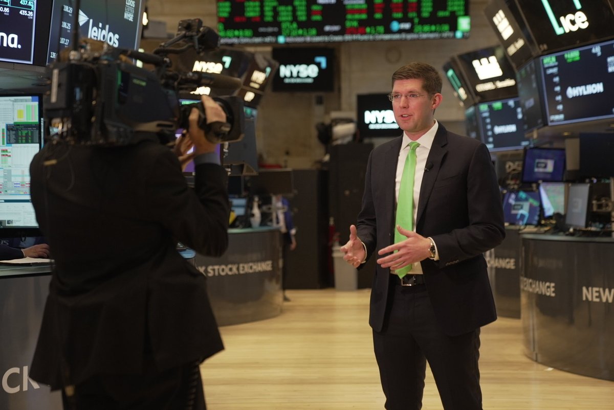 Thomas Healy tweet media