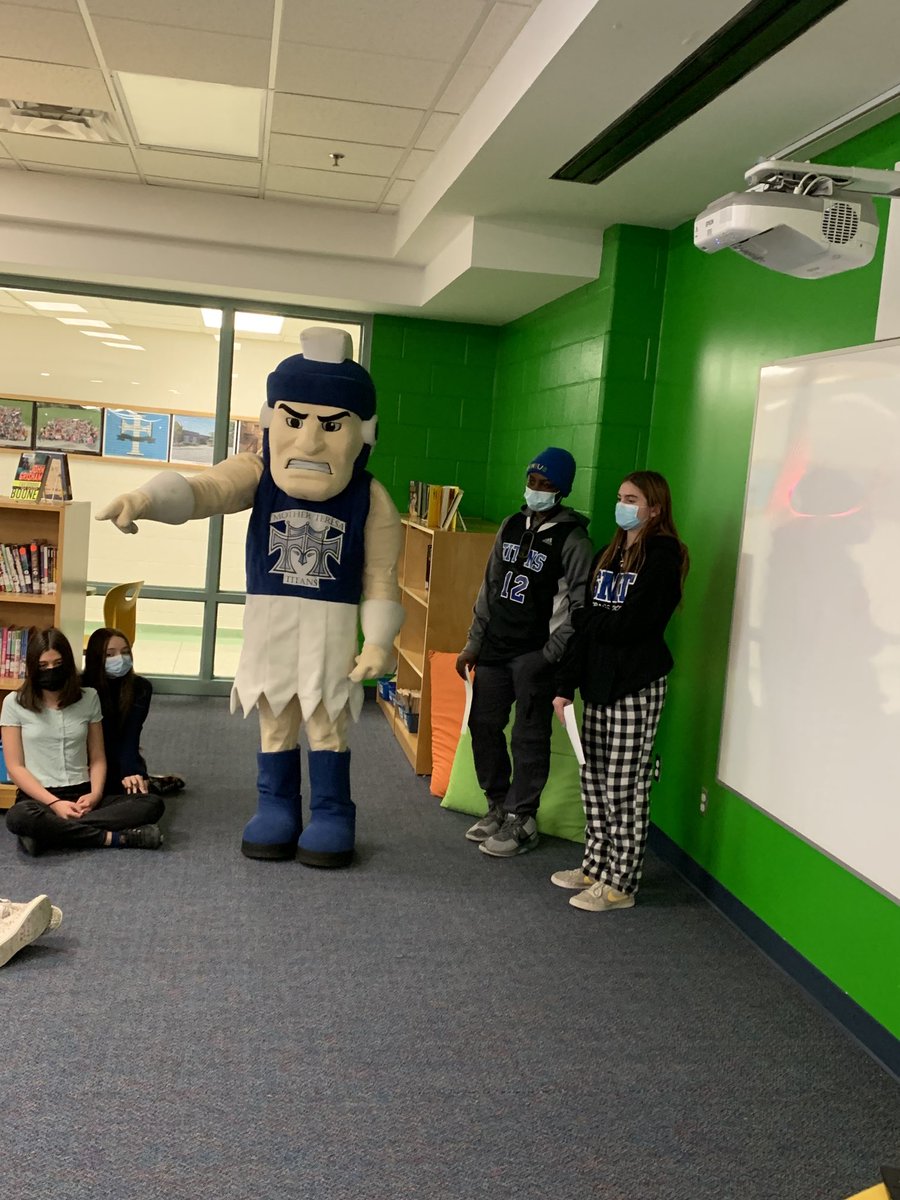 We are so proud of David F, Truance H. and Titus for representing SMT so well today ⁦<a href="/StLukeNepean/">St. Luke School (Nepean)</a>⁩. We answered questions from grade 6 students, and welcomed them to our school community! Thank you for being such excellent student leaders and ambassadors for our school 🙌