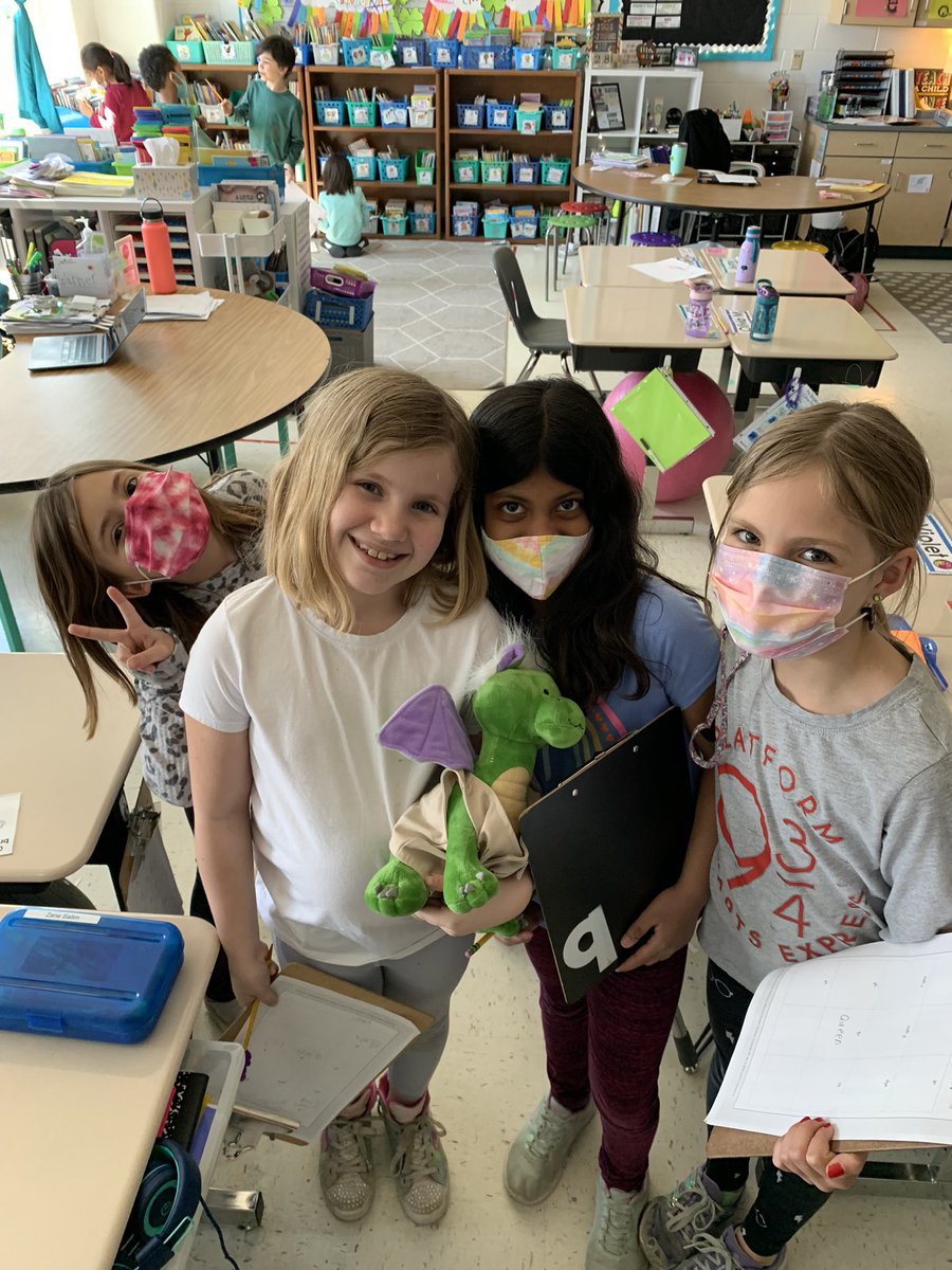 MsWarnerTeaches's tweet photo. Gus and room 202 went on a safari today looking for sneaky camouflaged consonants! They collected so many words from around the room and in their books! @midgleyDIS @TCRWP https://t.co/Rb3DXNfYR3