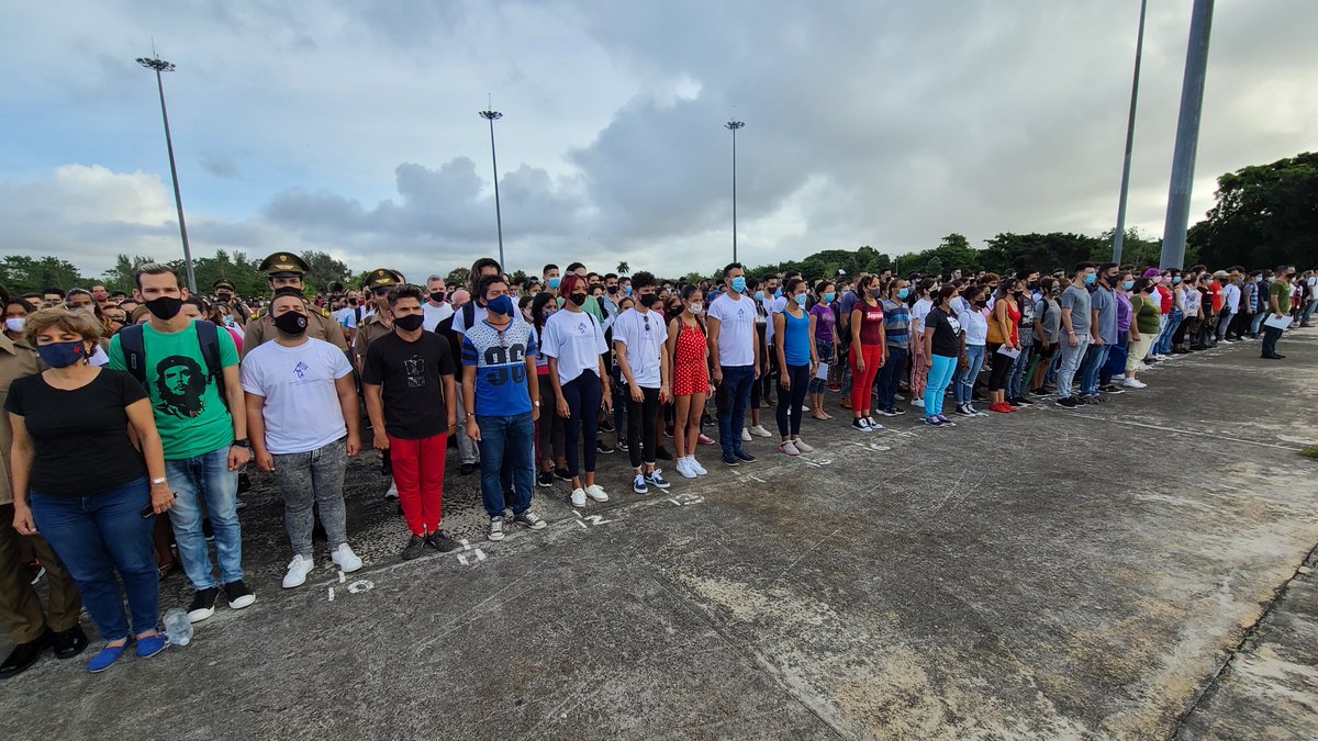 universidad_uci's tweet photo. 🇨🇺 Ante las campañas del enemigo en redes sociales para desvirtuar la realidad de #Cuba y promover el desorden público, nuestra comunidad universitaria RATIFICA SU APOYO FIRME E INCONDICIONAL A LA #RevoluciónCubana, a la Patria y al socialismo #VamosConTodo #CubaVence @DiazCanelB https://t.co/L3NgBtPVNY