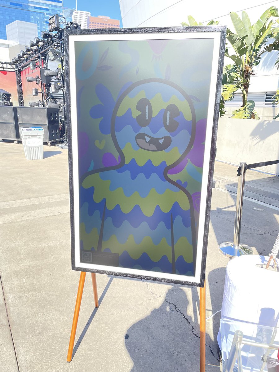goopdoods's tweet photo. goop spotted at @TokenframeNFT’s booth at NFTLA! 

come say hi 🫂🫂 https://t.co/58Nb1OHvvH
