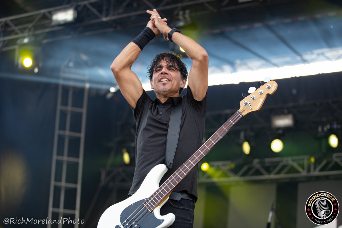 RichMoPhoto's tweet photo. Yea, yea - I'm late to the party with the whole twitter thing. I'm going to start going back posting some older stuff. Starting with @dankojones from #TogetherAgainYEG 08/29/2021. @SoundCheckBlg #WeLoveLive #dankojones #Edmonton https://t.co/9CfxPEoBKj