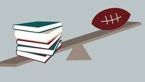 Eyang030's tweet photo. College athletes not only have the responsibility of being a student but also being a top shape athlete. The issue stated in lecture is that these athletes are not compensated or credited for their time and commitment they give to the school. #ucr150 @besavageee https://t.co/jq1EpafNVJ