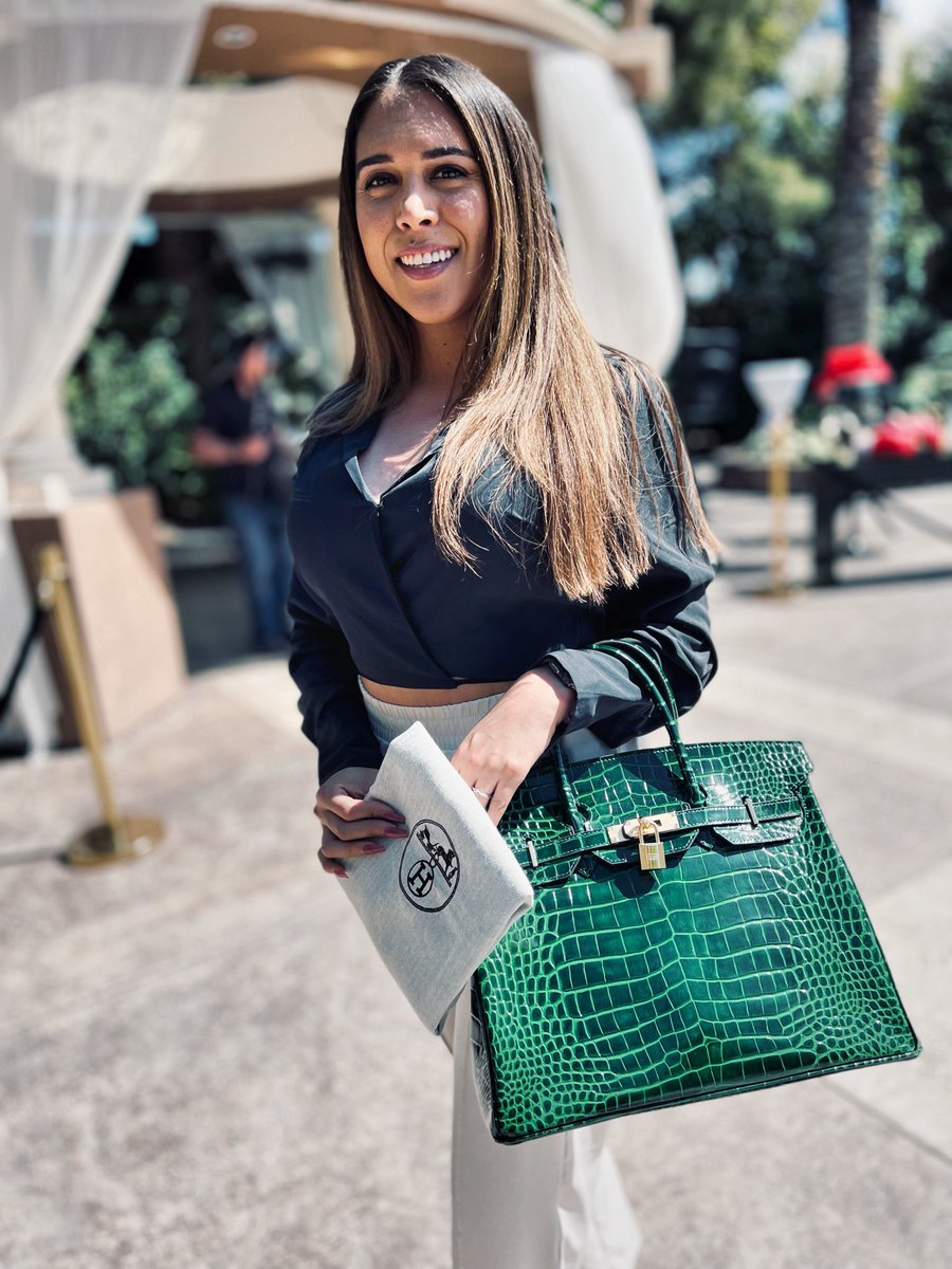 jerayreed's tweet photo. #TVPilot
#KingsAuctions
#RecurringCharacters
#hermès
#birkin https://t.co/HBiKxmxwS9