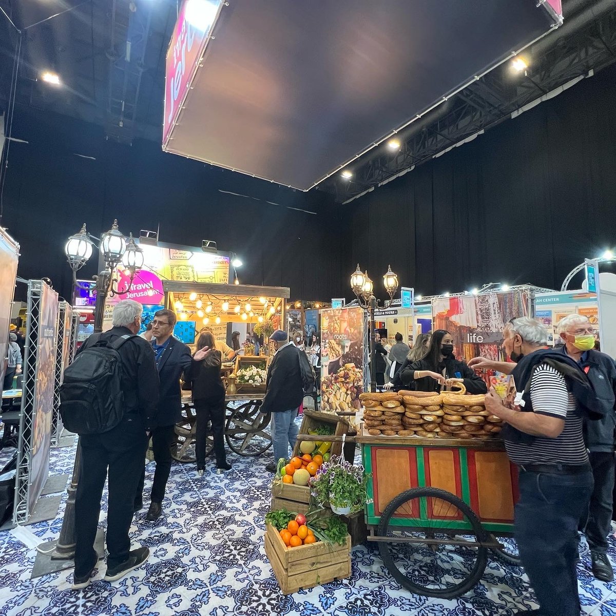 JerusalemCVB's tweet photo. Welcome IMTM to Israel! 👏🏻❤️

The biggest Tourism conference in  🇮🇱with Ministers from all over the world, Ambassadors and Tourism Industry Savys

👉🏻Come visit us at the @itraveljerusalem booth 😍 

📍Designed as a typical market, have a TASTE of Jerusalem

 Bagel and Sachlav! 😋 https://t.co/3QgAf41uWK