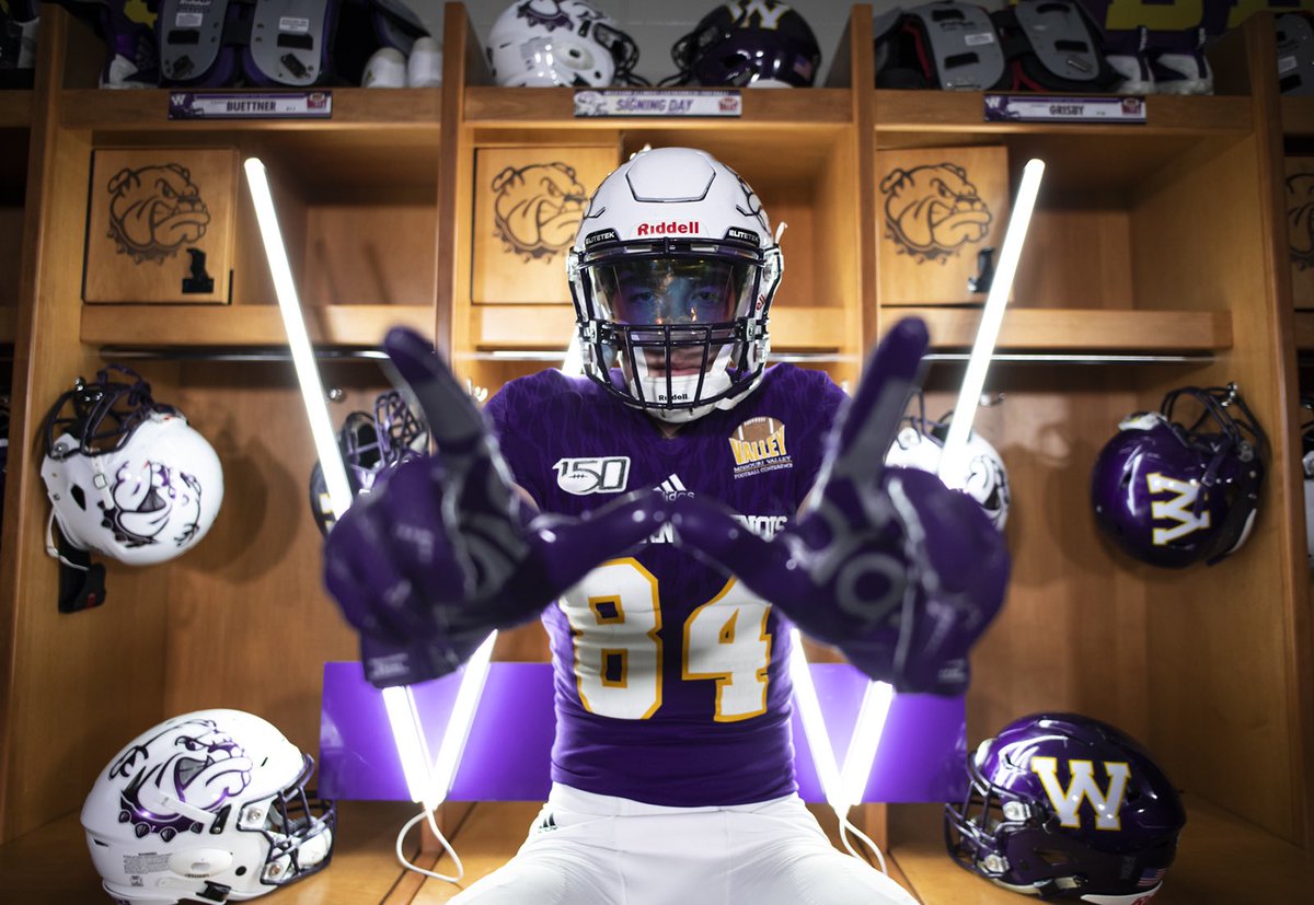 After a great conversation with @CurryWIU I am blessed beyond measure to have received my first FCS Offer to play football At Western Illinois University💜💛 #GoLeathernecks <a href="/WIUfootball/">Western Illinois Football</a> <a href="/AllenTrieu/">Allen Trieu</a> <a href="/BrianDohn247/">BrianDohn247</a> <a href="/coachalbrecht50/">Jason Albrecht</a> <a href="/CoachBlackwell_/">Curtis Blackwell II</a>