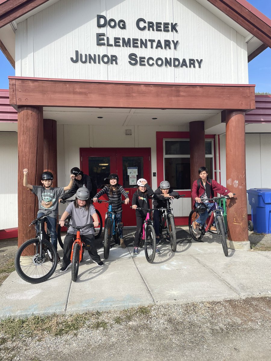 SteveSd27's tweet photo. What a great day for #sd27TMO4L at Dog Creek school! The Stswecem’c Xget’tem (Dog Creek) band used a grant to purchase bikes and helmets for our students to use on out door adventures! @SD27_CC https://t.co/2zn1ODsLOT