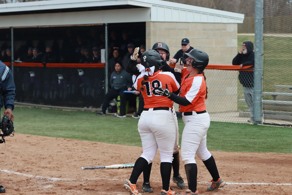 BergAthletics's tweet photo. Bame goes the dynamite!

Meghan Bame hits first career HR and drives in five, helping Softball split the OAC opener.

Full recap: https://t.co/pQ9hygnKFW https://t.co/mAedjNYXlv