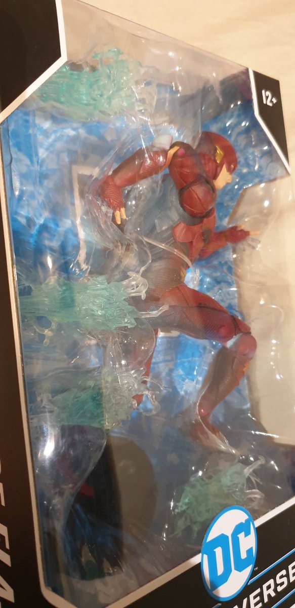 clownprince_86's tweet photo. La escena de #ZackSnydersJusticeLeague  ganadora del #OscarsCheerMoment tenía ya tanto impacto que #McFarlaneToys aprovechó para lanzar su variante de #Flash.
👍🏻👌🏼

Se diferencia de la regular por algunas transparencias azules a lo largo del cuerpo que simulan la Speed Force. https://t.co/vd8buh8J5x