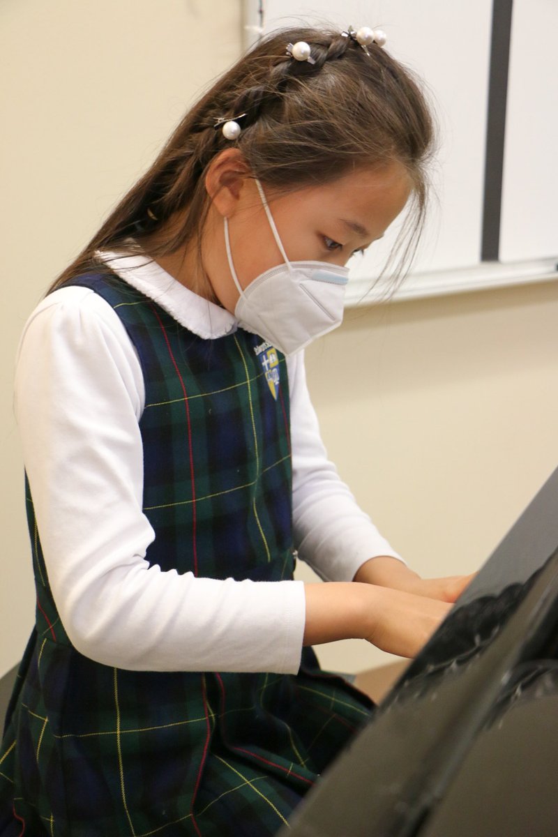 stdavidsschool's tweet image. Happy #TunesdayTuesday // Congratulations are in order for our own Jacqueline ’30 on her accomplishments in the 2022 Young Artists Audition competition over the past weekend. She won 1st place in 3 categories! She is SHARP. #sdsw