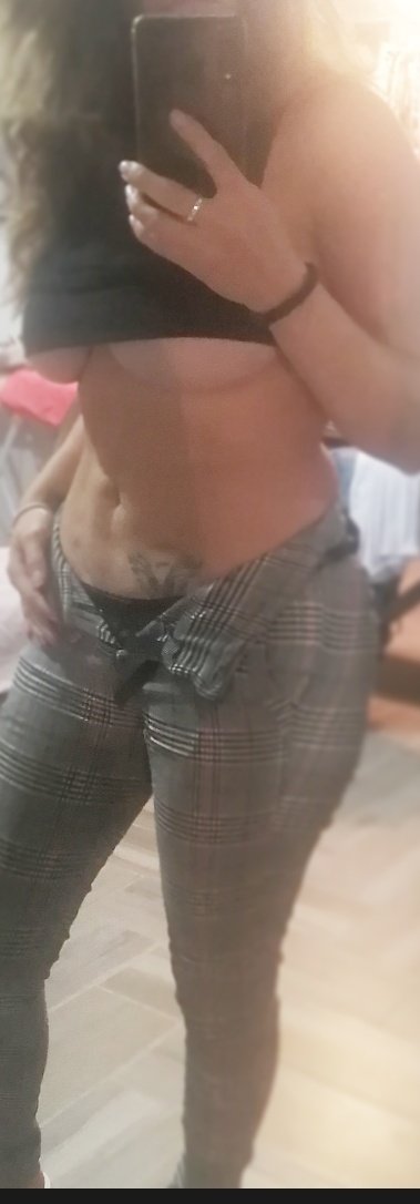 Lizzy amigajonadita tweet media